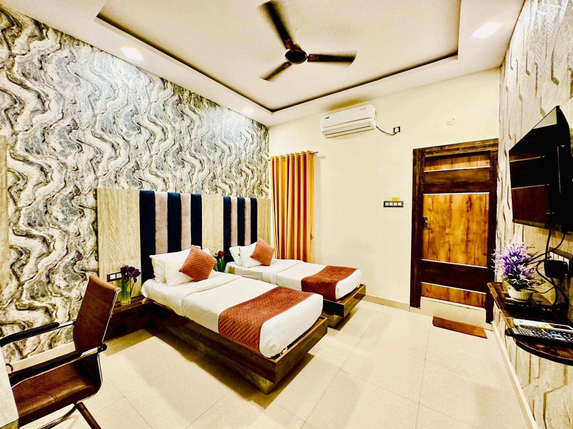 שמשבאד Hotel Sky International- Airport Zone Hyderabad מראה חיצוני תמונה