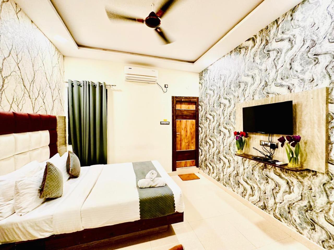 שמשבאד Hotel Sky International- Airport Zone Hyderabad מראה חיצוני תמונה