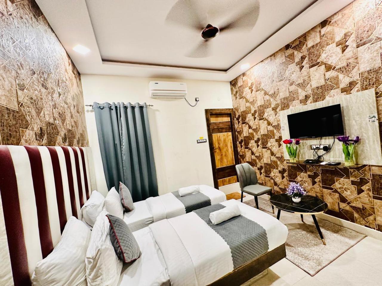 שמשבאד Hotel Sky International- Airport Zone Hyderabad מראה חיצוני תמונה
