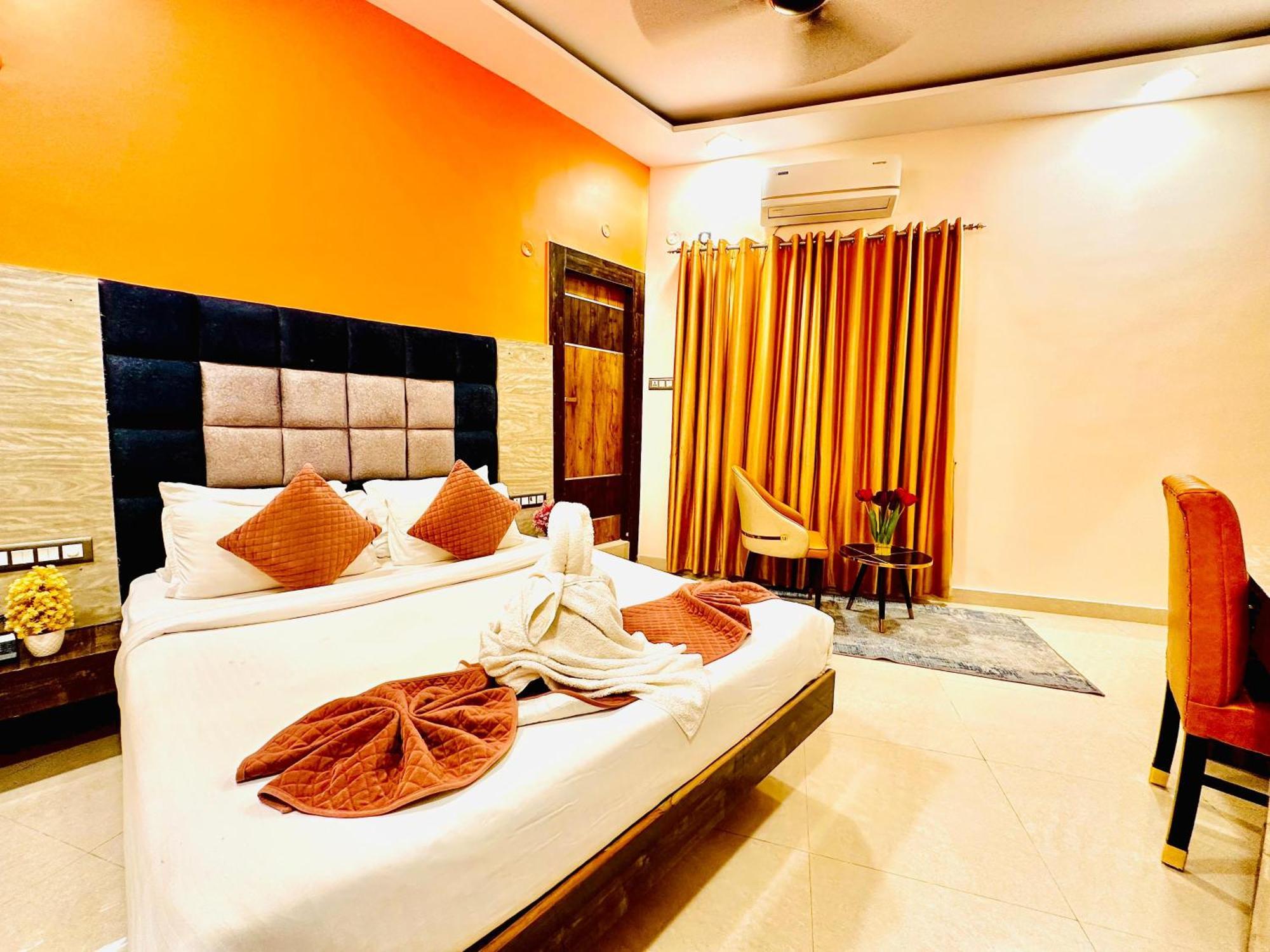 שמשבאד Hotel Sky International- Airport Zone Hyderabad מראה חיצוני תמונה